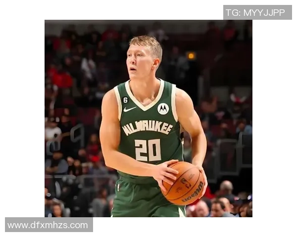 雄鹿裁掉利文斯顿腾出阵容名额预计将与科菲签订正式合同